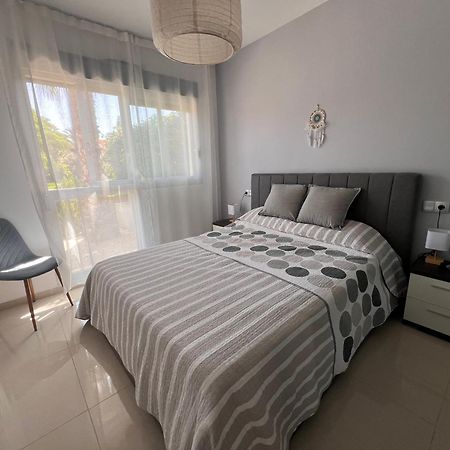 Bungalow En Punta Prima 2 Dormitorios Y Piscina Τορεβιέχα Εξωτερικό φωτογραφία