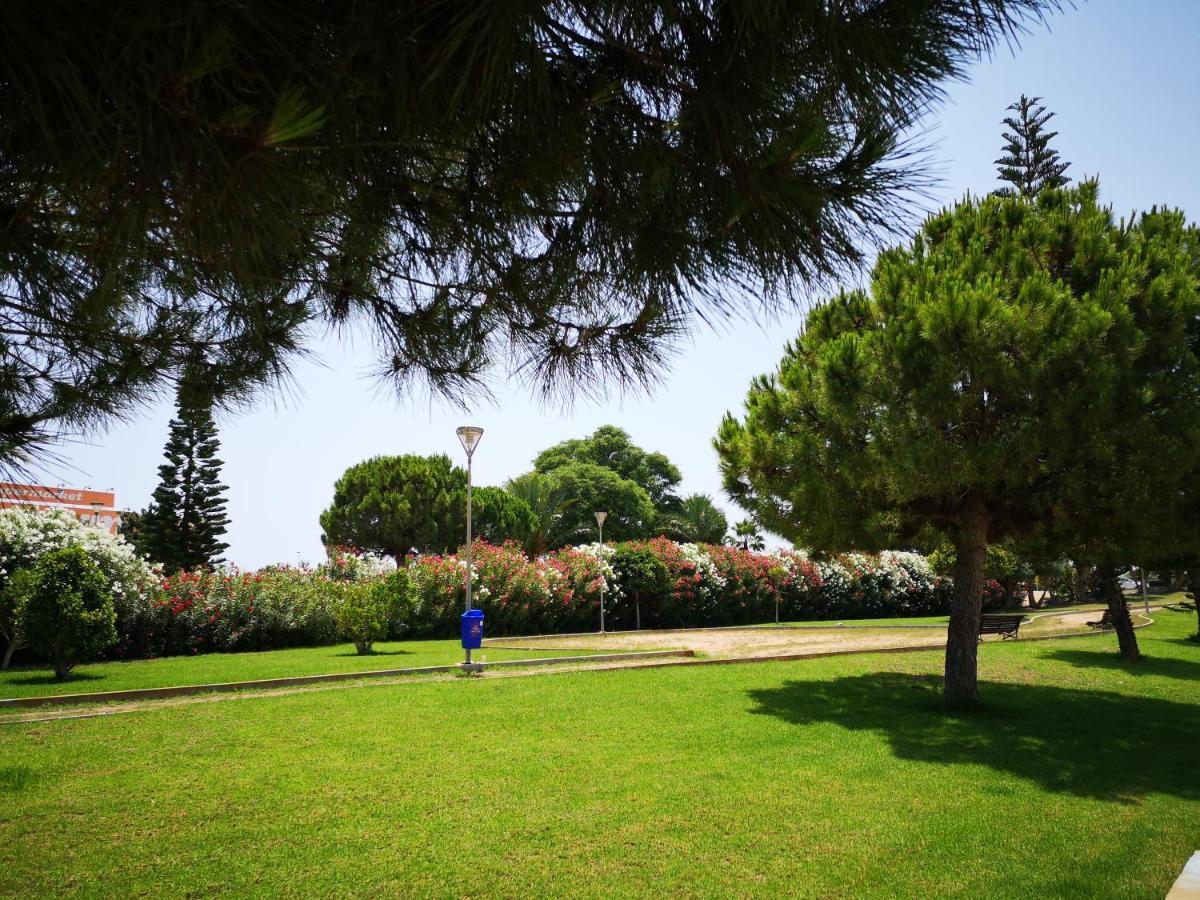 Bungalow En Punta Prima 2 Dormitorios Y Piscina Τορεβιέχα Εξωτερικό φωτογραφία